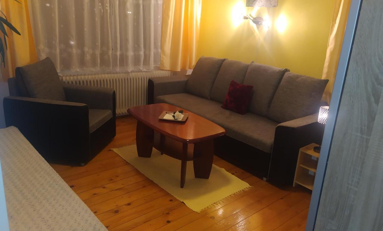 Katka a Martin samostatný apartmán s vlastným vchodom Liptovsky Mikulas Exterior foto